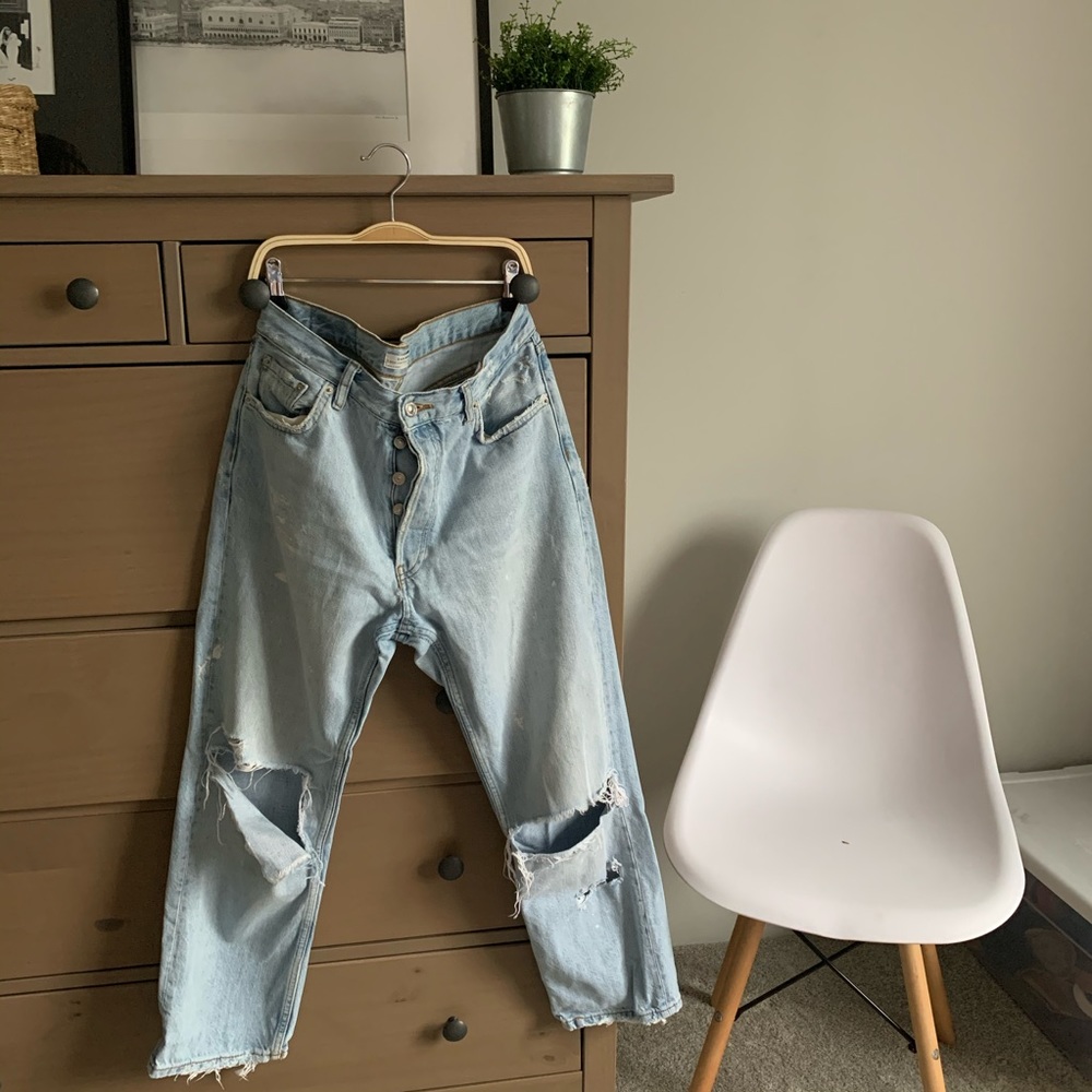 ZARA distressed wedgie fit denim